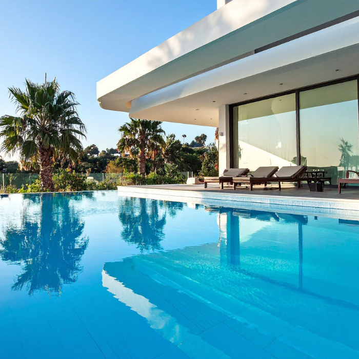 Piscine à débordement à Monaco